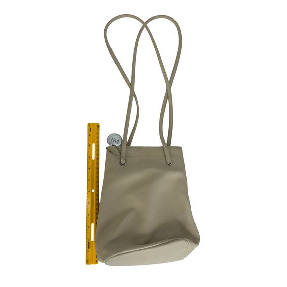 Vintage Nine West Creamy Off-White Grommet Handle Tote Purse | Soft Faux Leather - Picture 10 of 16